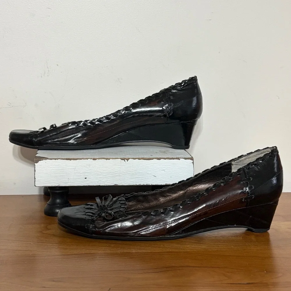 Van Eli Womens Brown Black Wedge Pumps Square Toe Bow Whipstitch Size 8.5 N
